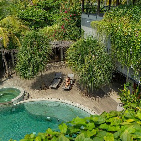 Mangroove Bay Boutique Hostel Banyuwedang Eksteriør billede
