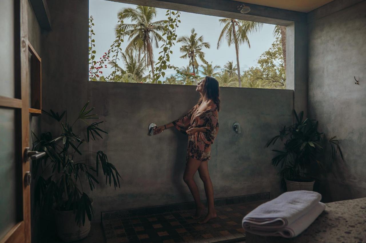 Mangroove Bay Boutique Hostel Banyuwedang Eksteriør billede