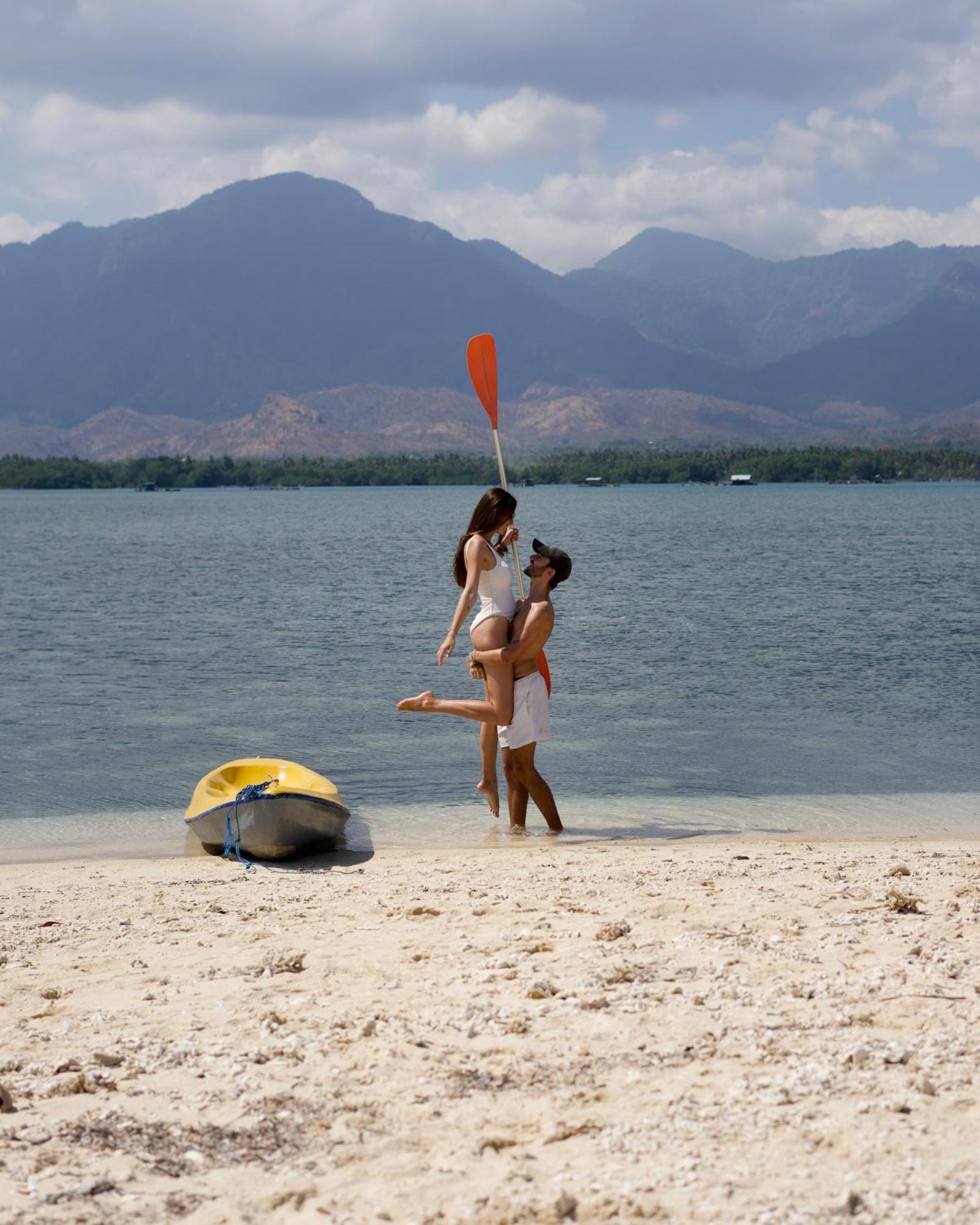 Mangroove Bay Boutique Hostel Banyuwedang Eksteriør billede