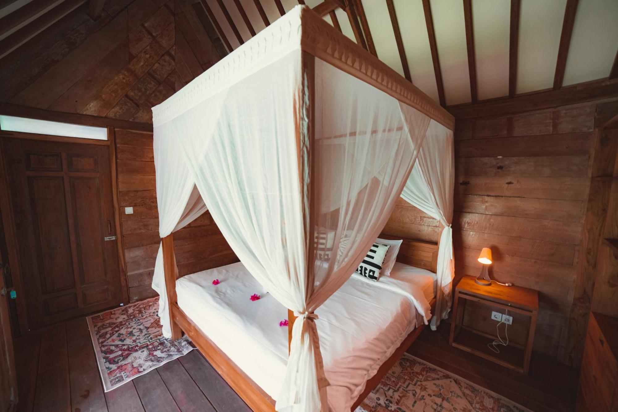 Mangroove Bay Boutique Hostel Banyuwedang Eksteriør billede