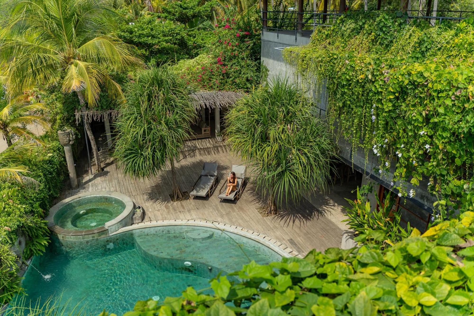 Mangroove Bay Boutique Hostel Banyuwedang Eksteriør billede